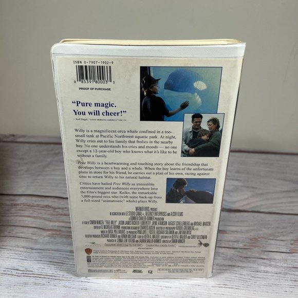 Free Willy (VHS, 1993, Clamshell) Movie - Picture 2 of 3